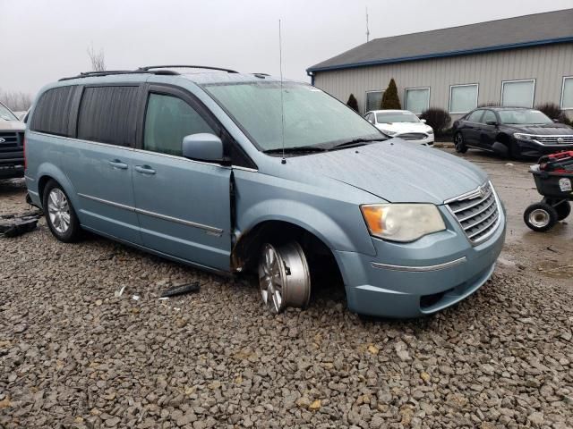 2010 Chrysler Town & Country Touring