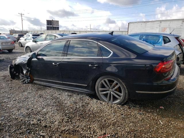 2017 Volkswagen Passat R-Line