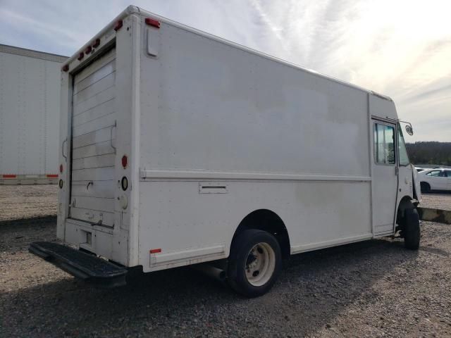 2001 Freightliner Chassis M Line WALK-IN Van