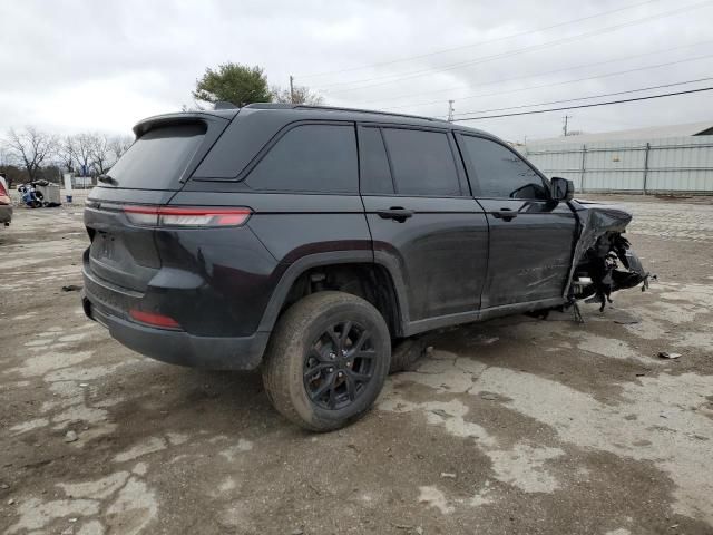 2024 Jeep Grand Cherokee Laredo