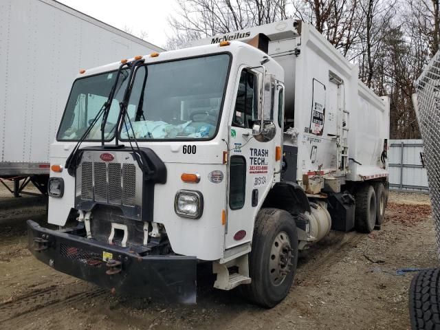 2020 Peterbilt 520