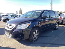 Salvage cars for sale at Vallejo, CA auction: 2010 Volkswagen Routan SE