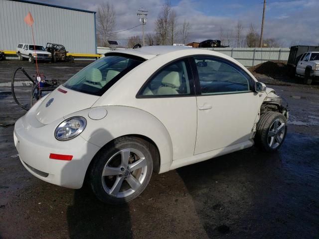 2008 Volkswagen New Beetle Triple White