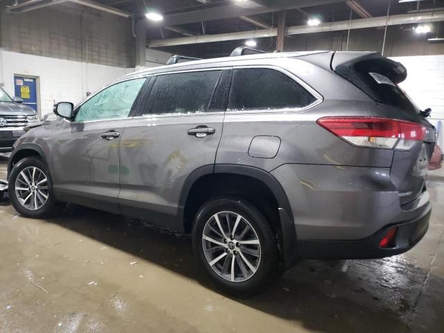 2019 Toyota Highlander SE