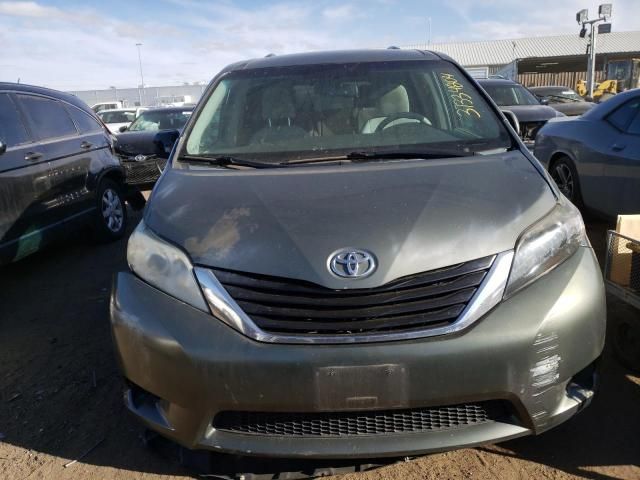 2012 Toyota Sienna LE