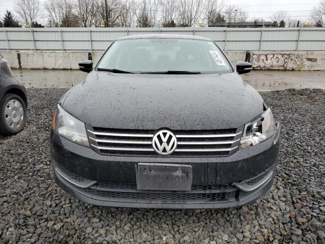 2015 Volkswagen Passat S