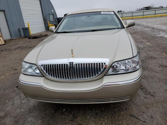 2008 Lincoln Town Car Signature Limited