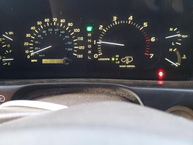 2000 Lexus LX 470