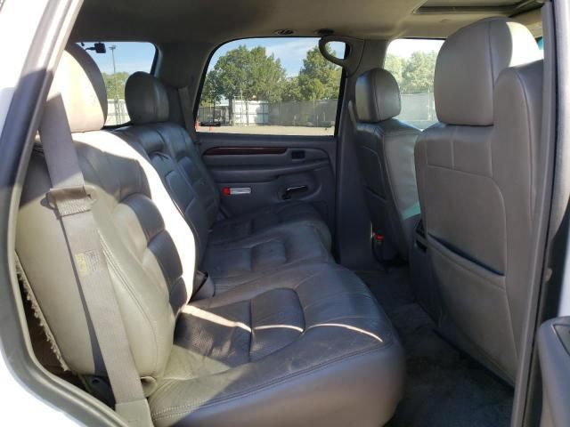 2002 Cadillac Escalade Luxury