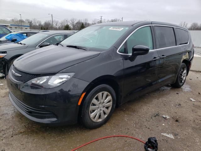 2020 Chrysler Voyager L