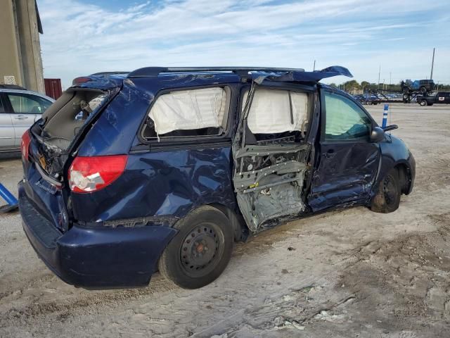 2006 Toyota Sienna CE