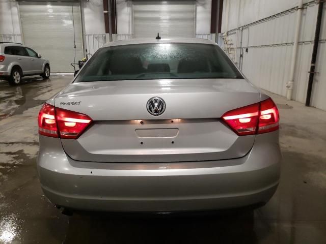 2013 Volkswagen Passat S