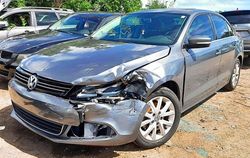 Salvage cars for sale at Kapolei, HI auction: 2014 Volkswagen Jetta SE