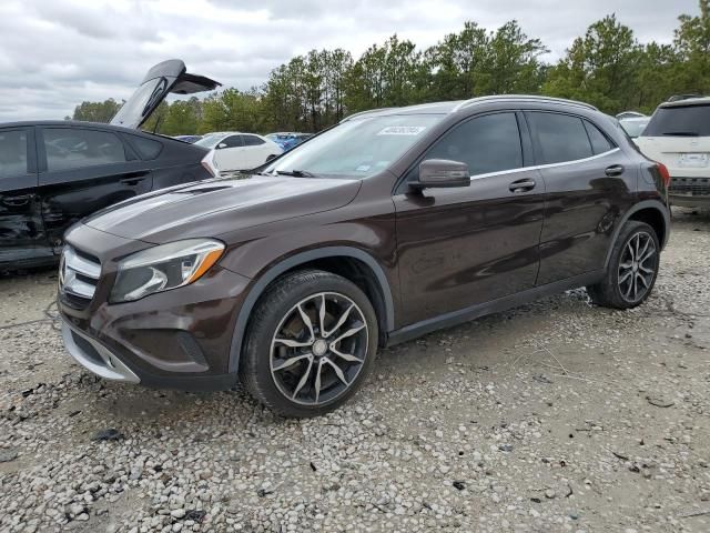 2015 Mercedes-Benz GLA 250