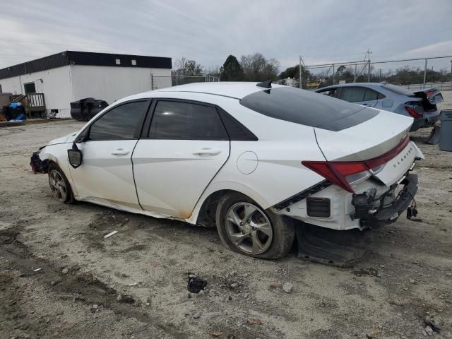 2021 Hyundai Elantra SE