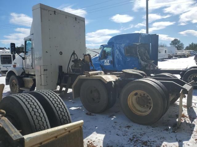 2014 Kenworth Construction T800