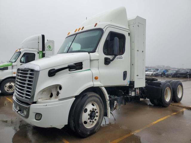 2014 Freightliner Cascadia 113