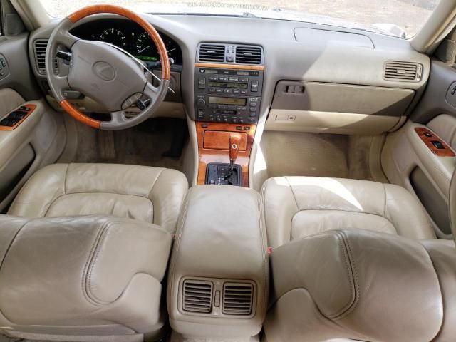 1998 Lexus LS 400