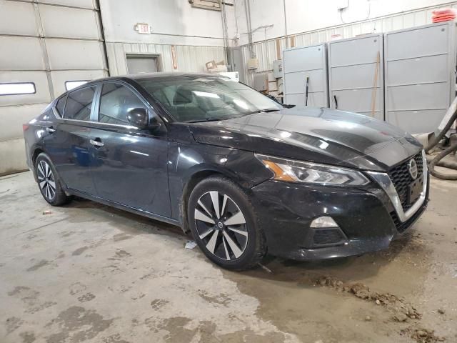 2021 Nissan Altima SV