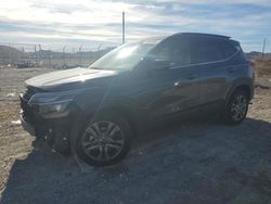 KIA Seltos Vehiculos salvage en venta: 2021 KIA Seltos S