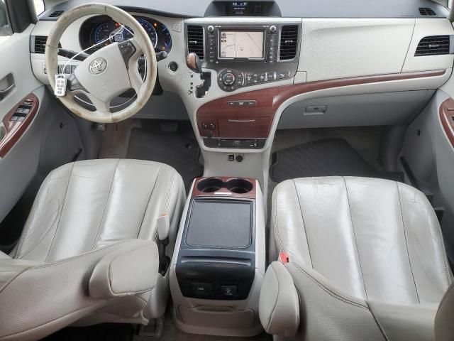 2014 Toyota Sienna XLE