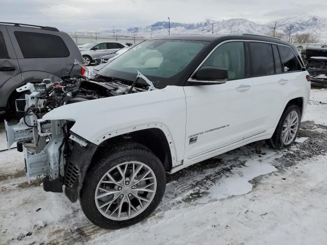 2022 Jeep Grand Cherokee Summit