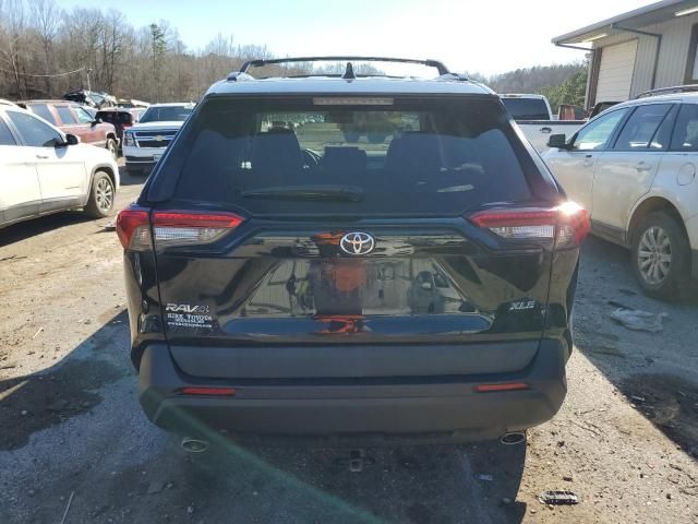 2019 Toyota Rav4 XLE Premium