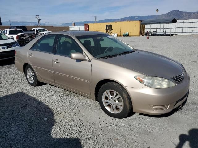 2005 Toyota Camry LE