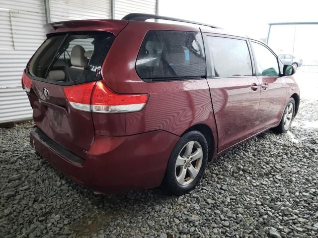 2011 Toyota Sienna LE