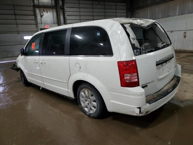 2009 Chrysler Town & Country LX