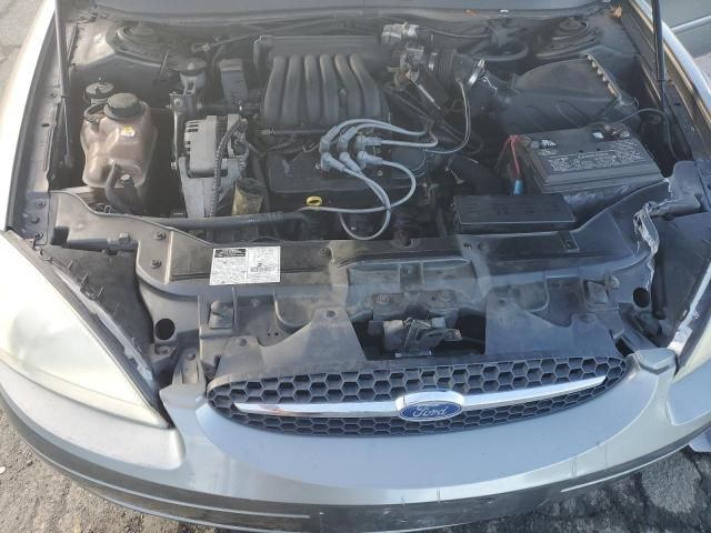 2001 Ford Taurus SE