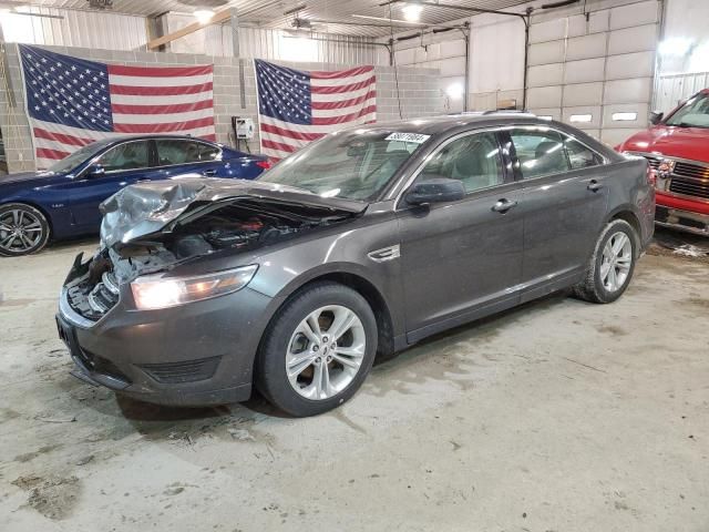 2016 Ford Taurus SE