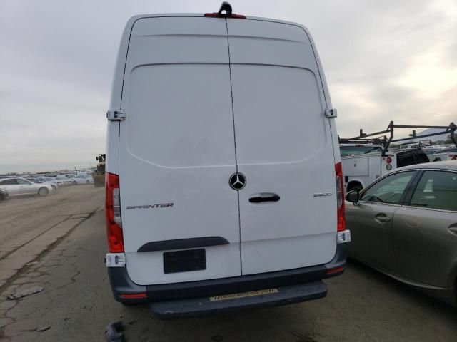 2021 Mercedes-Benz Sprinter 2500