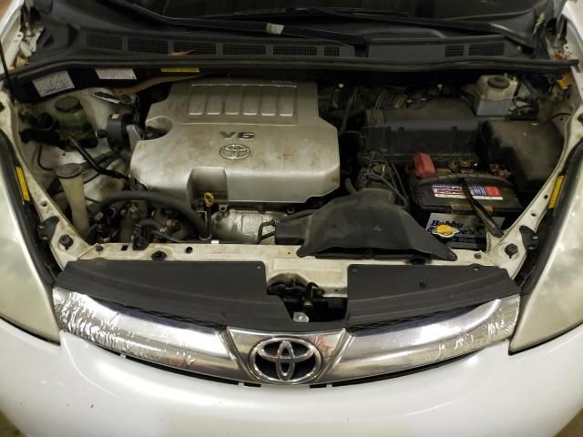 2008 Toyota Sienna XLE