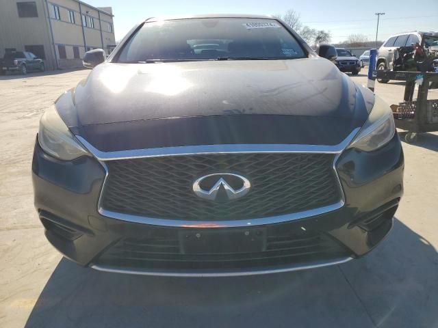 2017 Infiniti QX30 Base