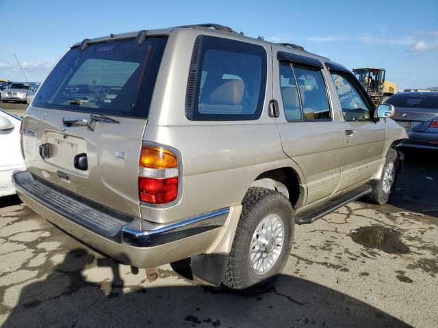 1998 Nissan Pathfinder LE