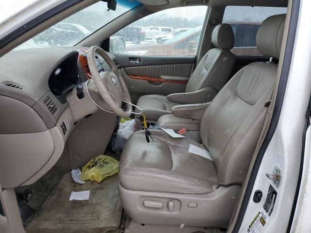 2008 Toyota Sienna XLE