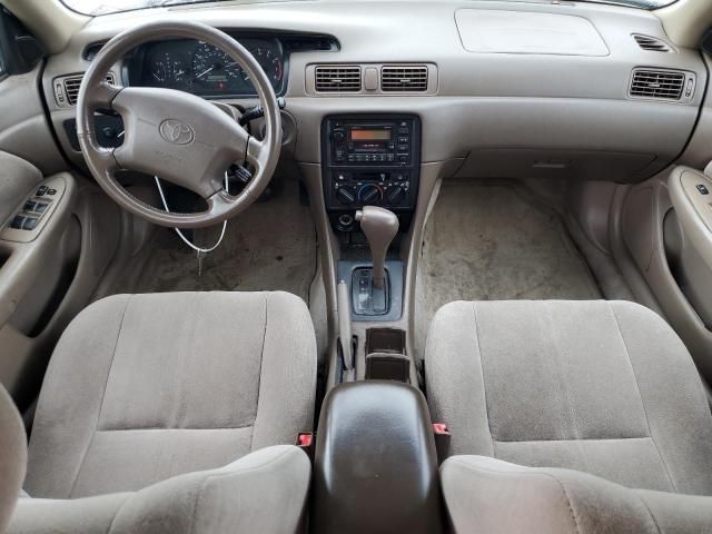 1999 Toyota Camry LE