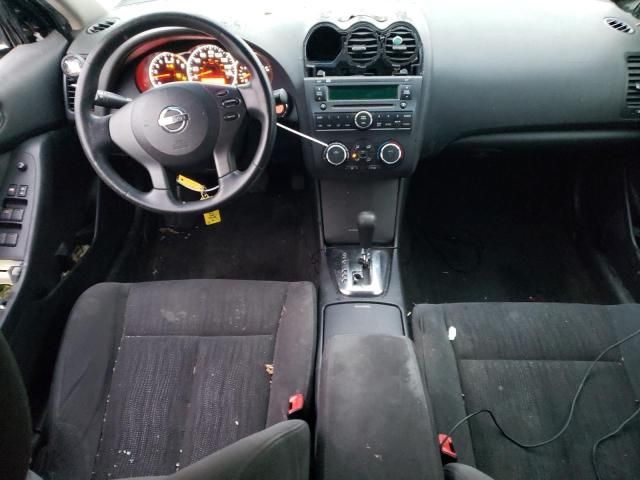 2010 Nissan Altima Base