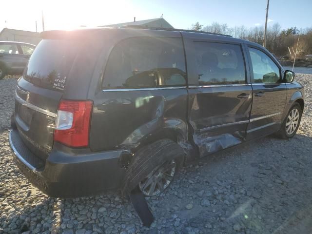 2016 Chrysler Town & Country Touring