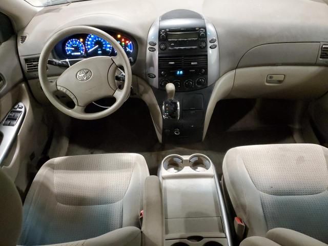 2008 Toyota Sienna CE