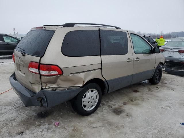 2002 Toyota Sienna LE