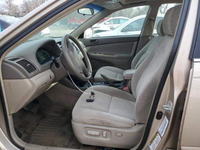 2004 Toyota Camry LE