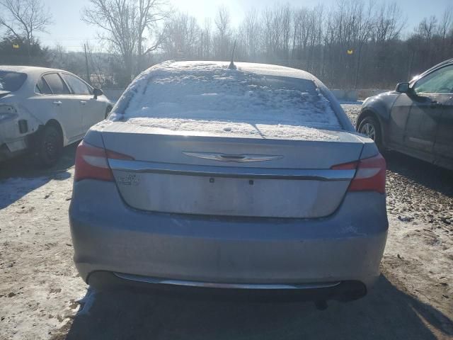 2013 Chrysler 200 Touring