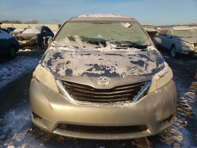 2011 Toyota Sienna LE