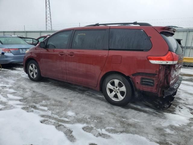 2011 Toyota Sienna LE