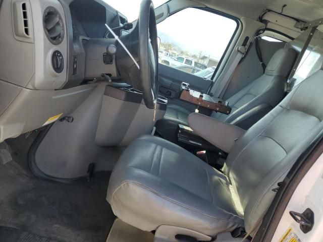 2010 Ford Econoline E250 Van