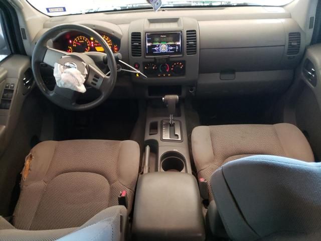 2005 Nissan Frontier Crew Cab LE