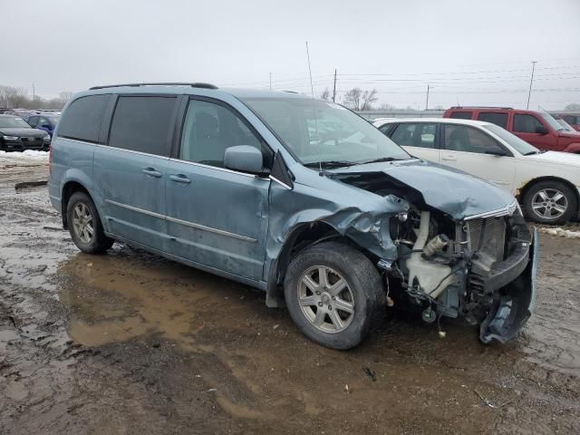 2010 Chrysler Town & Country Touring