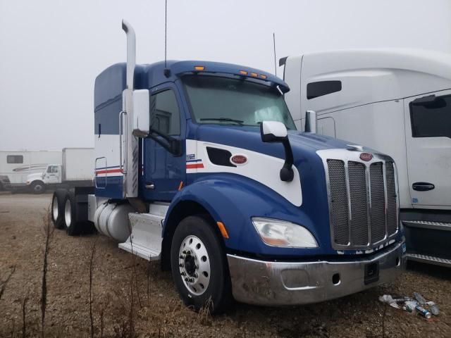 2017 Peterbilt 579